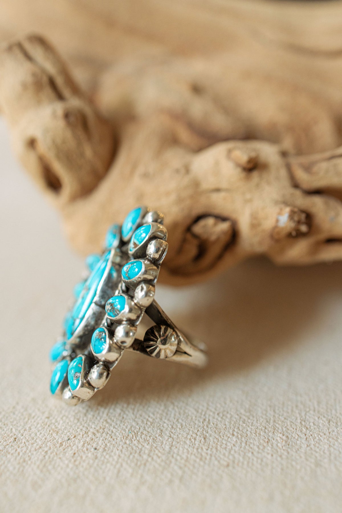 Tenner Ring Kingman Turquoise Cluster Ring – Tanner Trading